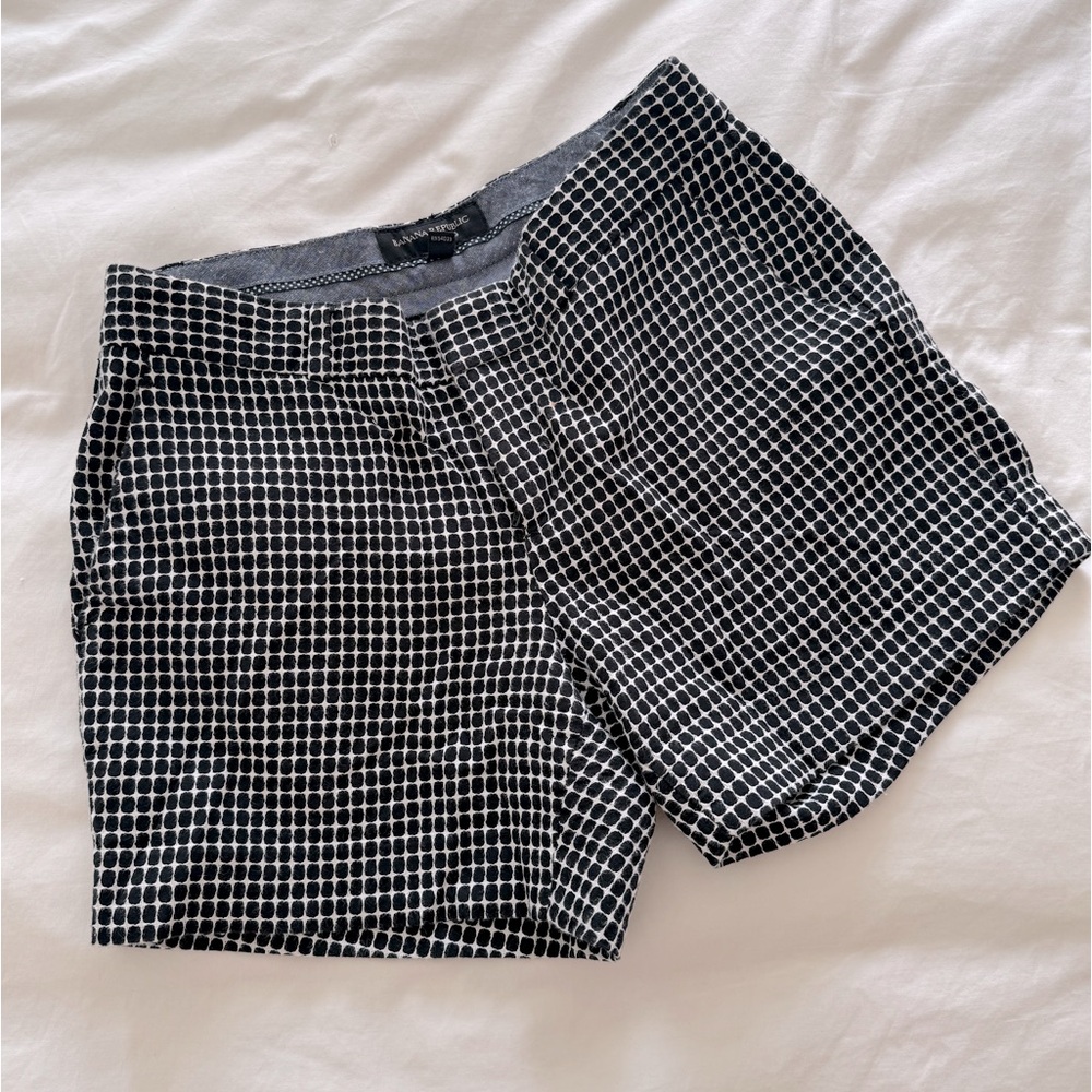BANANA REPUBLIC - Petite midrise short